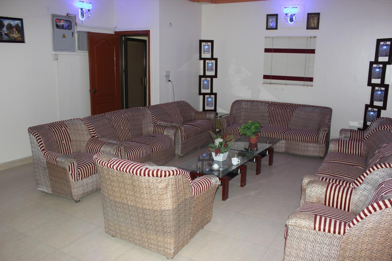 Luxury Inn Karaçi Dış mekan fotoğraf