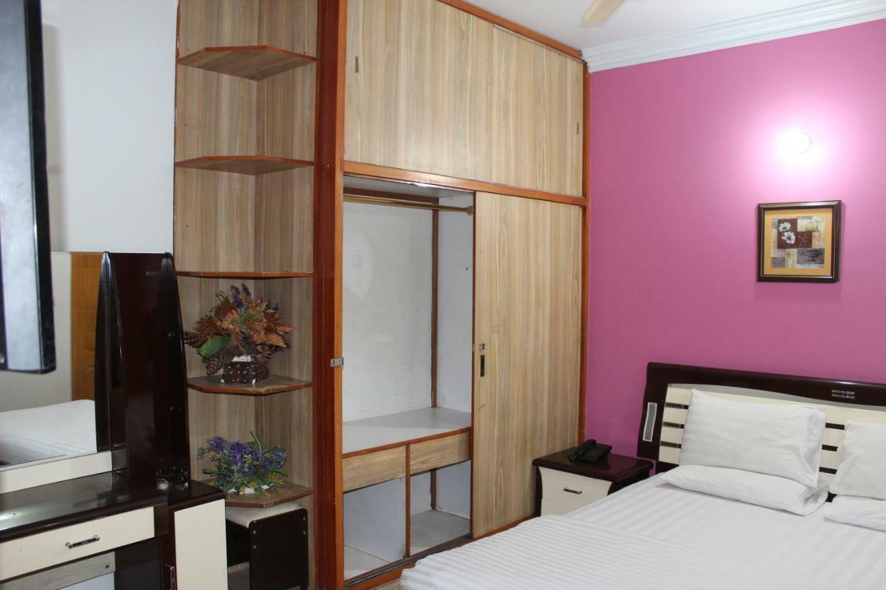 Luxury Inn Karaçi Dış mekan fotoğraf